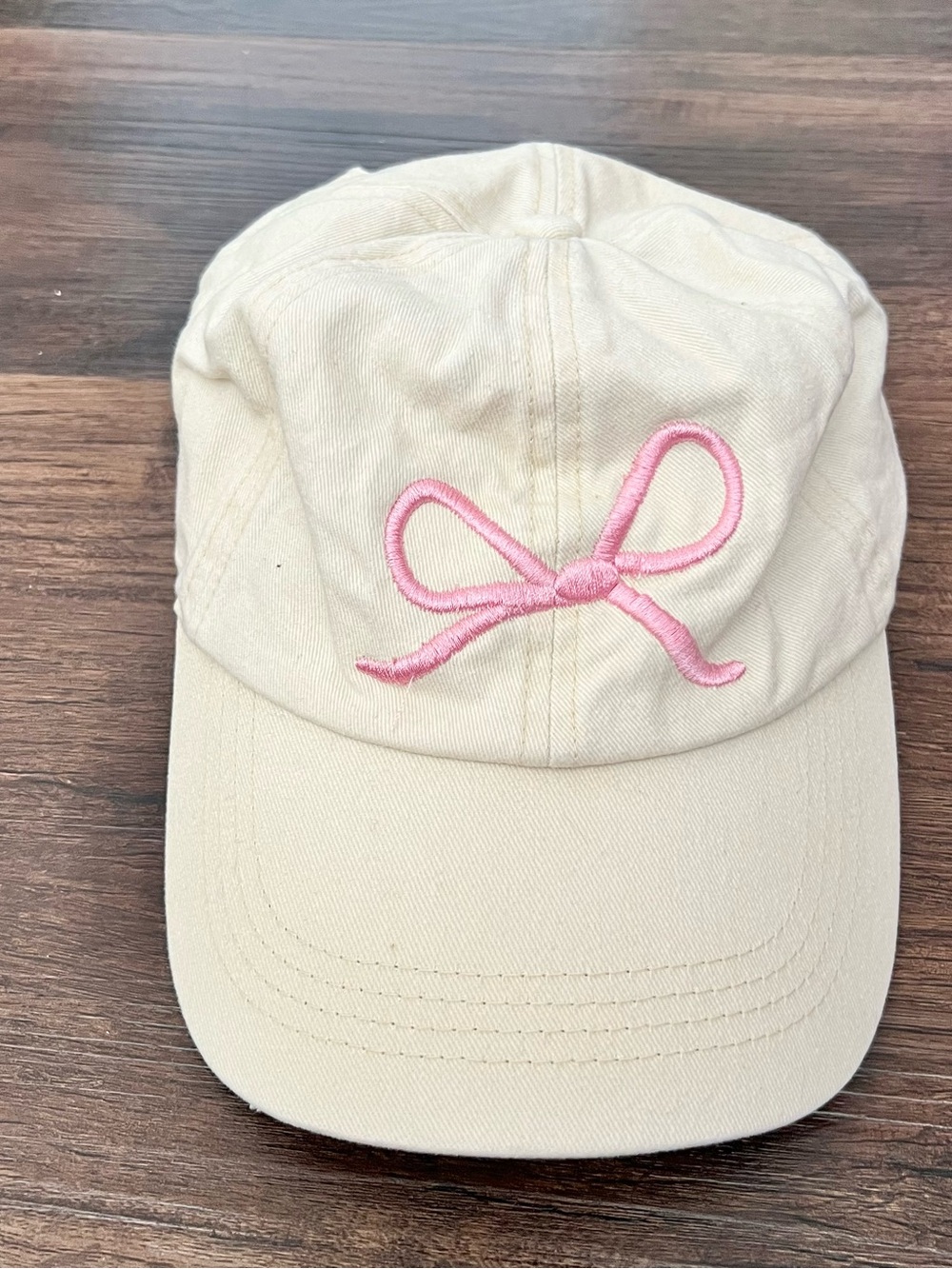 Cream Baseball Cap with Pink Bow Embroidery